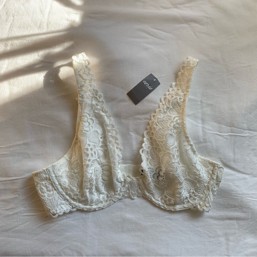 New with tags Aerie Happy Unlined Lace Bra
